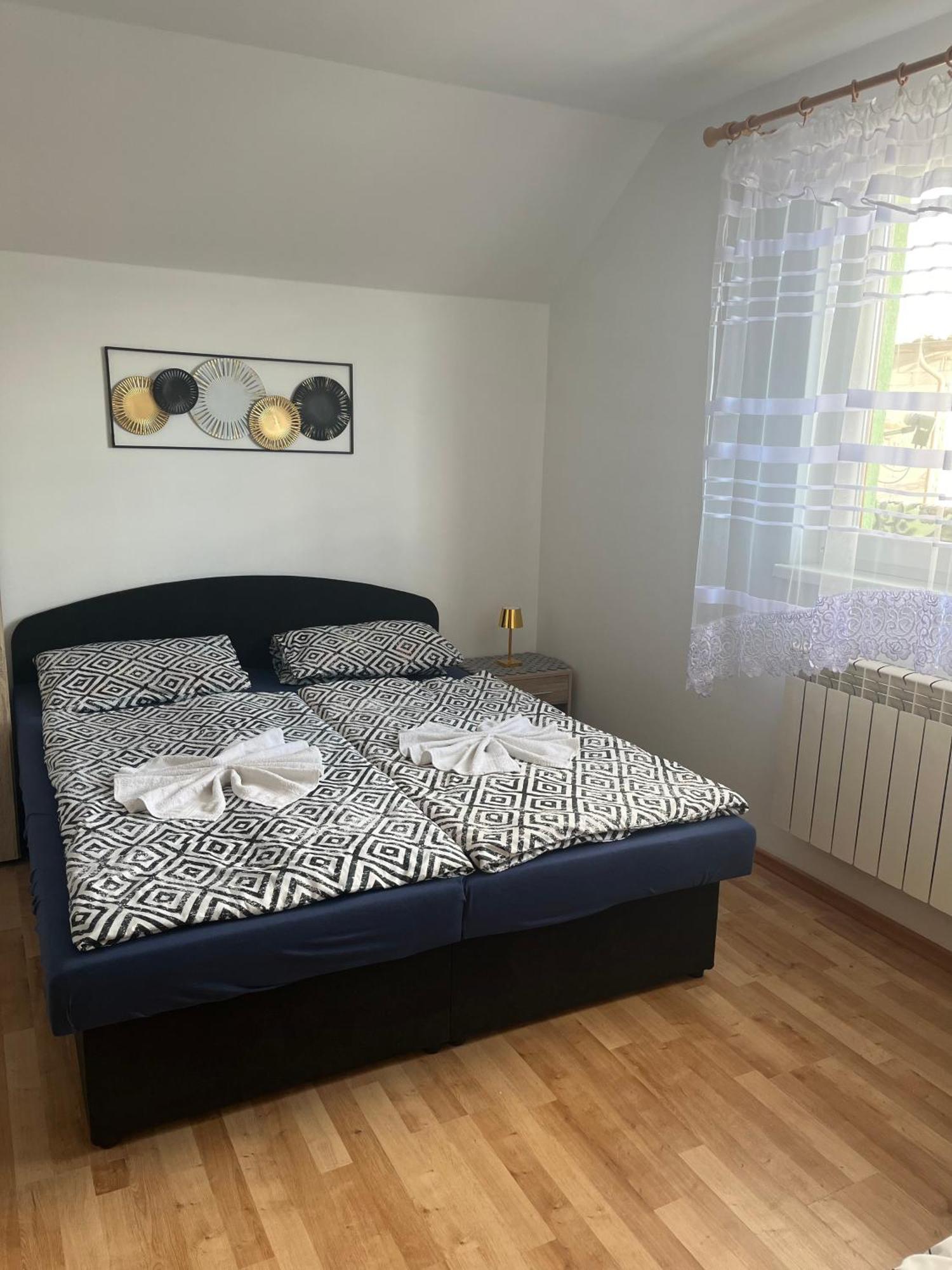 Homestay Renata Нова Лесна Екстер'єр фото