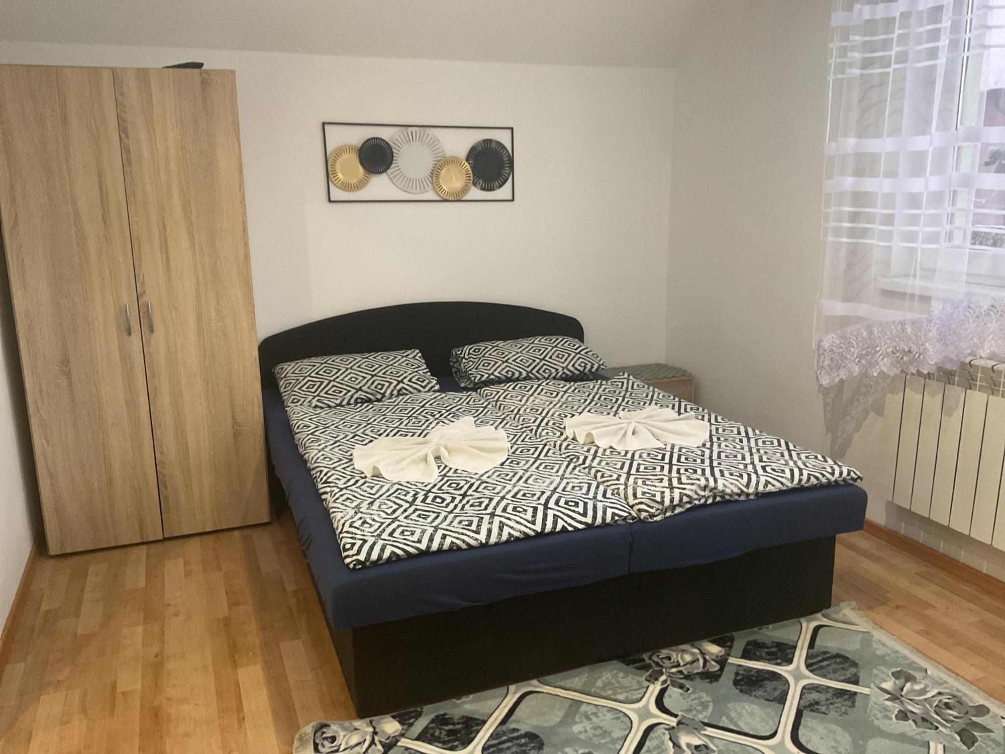 Homestay Renata Нова Лесна Екстер'єр фото