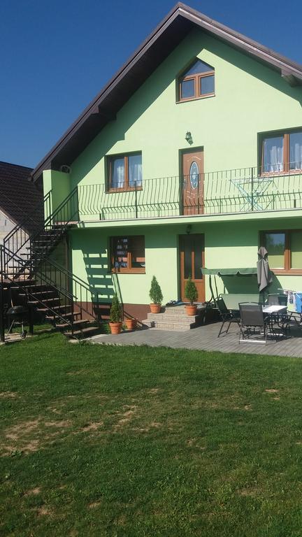 Homestay Renata Нова Лесна Екстер'єр фото