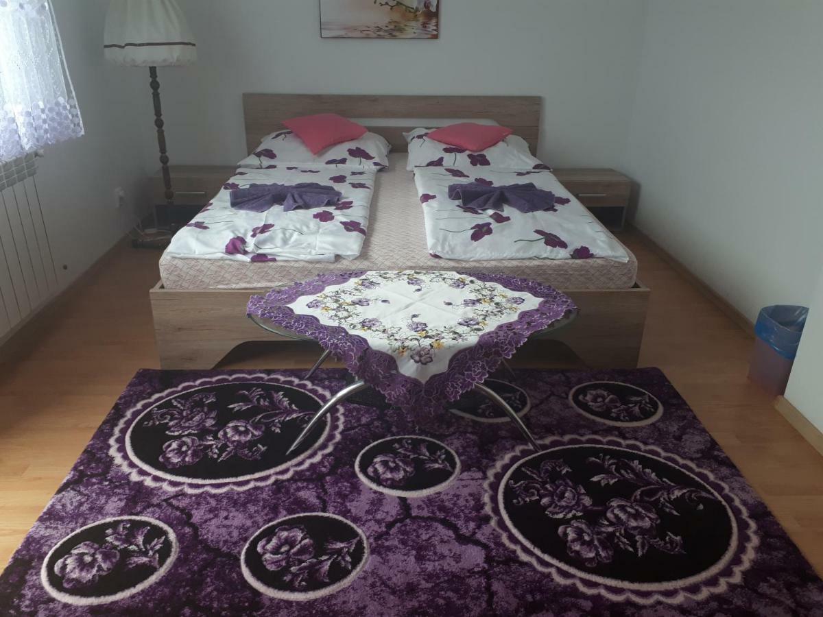 Homestay Renata Нова Лесна Екстер'єр фото