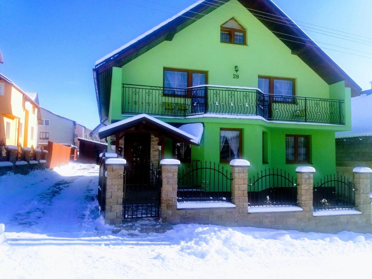 Homestay Renata Нова Лесна Екстер'єр фото